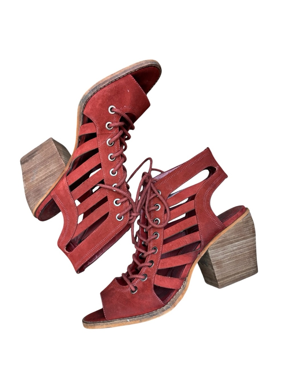 Vince Camuto Womens Ghillie Sandal Red Suede Lace Up High Block Heel 10